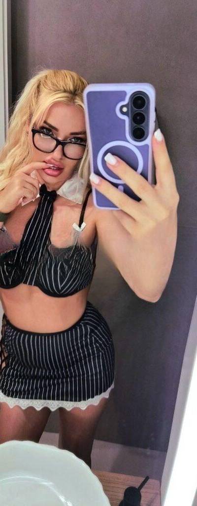 Nika_GFE