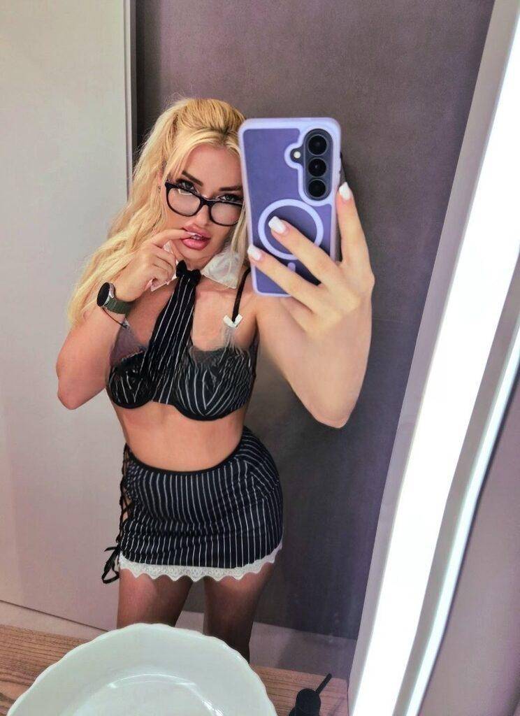 Nika_GFE
