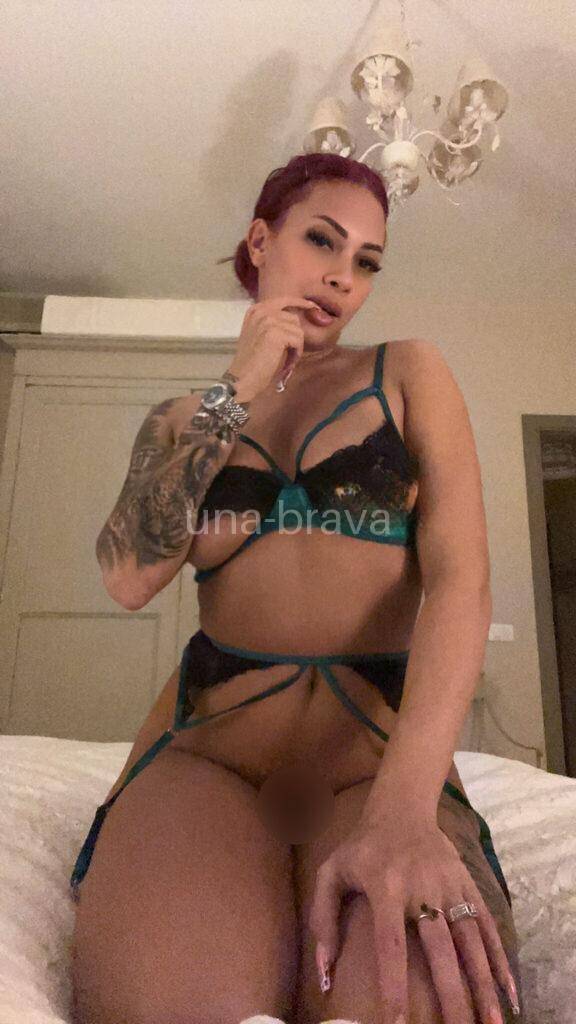 ADA TOP